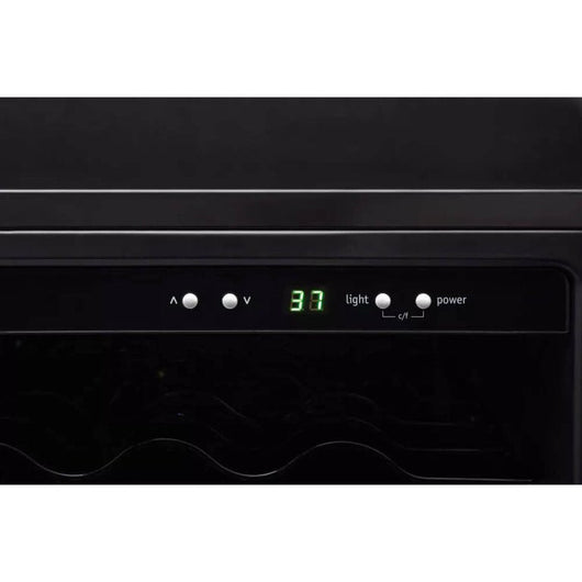 Frigidaire FFBC4622QS 22 Freestanding Beverage Center with 138 Can Capacity 4.6 cu. ft. Capacity 3 Adjustable Glass Shelves and Lock in Stainless Steel!

-Brand new out of the box, but does have two minor indents from shipping on two corners, photos shown