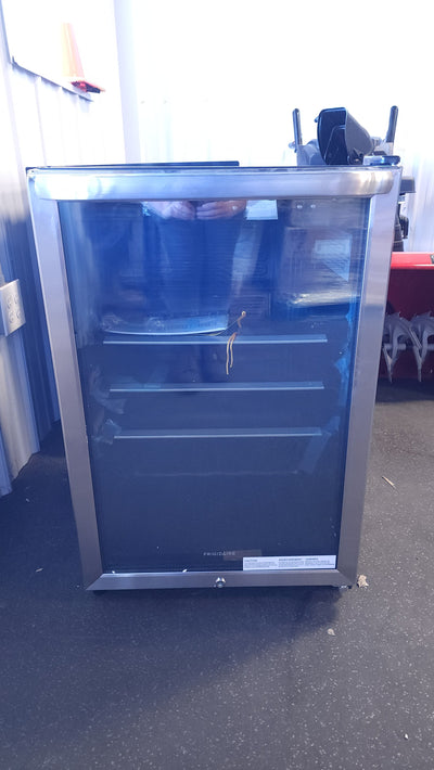 Frigidaire FFBC4622QS 22 Freestanding Beverage Center with 138 Can Capacity 4.6 cu. ft. Capacity 3 Adjustable Glass Shelves and Lock in Stainless Steel!

-Brand new out of the box, but does have two minor indents from shipping on two corners, photos shown