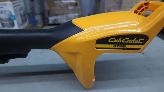 Cub Cadet 12" 20V Trimmer! (USED)

-Used but was tested and works great