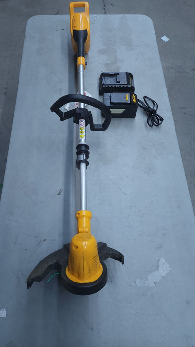 Cub Cadet 12" 20V Trimmer! (USED)

-Used but was tested and works great