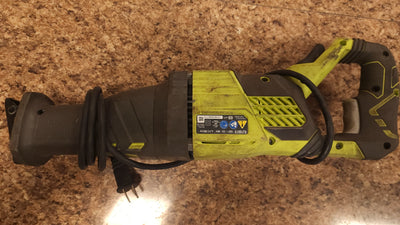 Ryobi 12Amp Corded Reciprocating Saw! (USED)

-Used but works great 