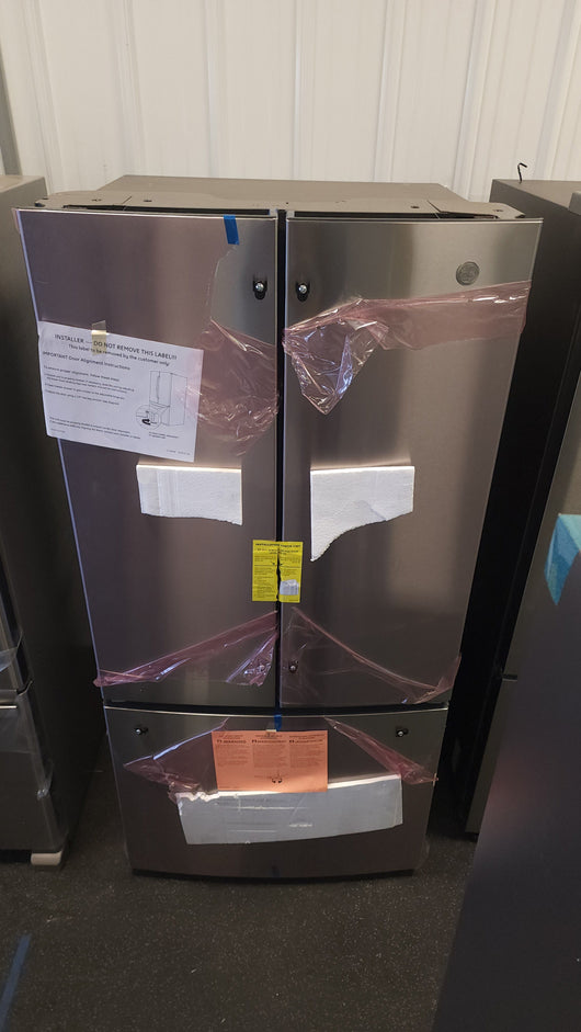GE  24.8-cu ft French Door Refrigerator with Ice Maker (Stainless Steel) ENERGY STAR!

-Brand new but may have some small scratchs from shipping, photos shown