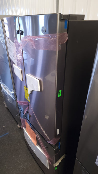 GE  24.8-cu ft French Door Refrigerator with Ice Maker (Stainless Steel) ENERGY STAR!

-Brand new but may have some small scratchs from shipping, photos shown
