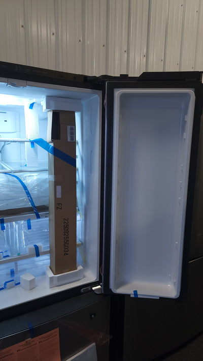 GE  24.8-cu ft French Door Refrigerator with Ice Maker (Stainless Steel) ENERGY STAR!

-Brand new but may have some small scratchs from shipping, photos shown