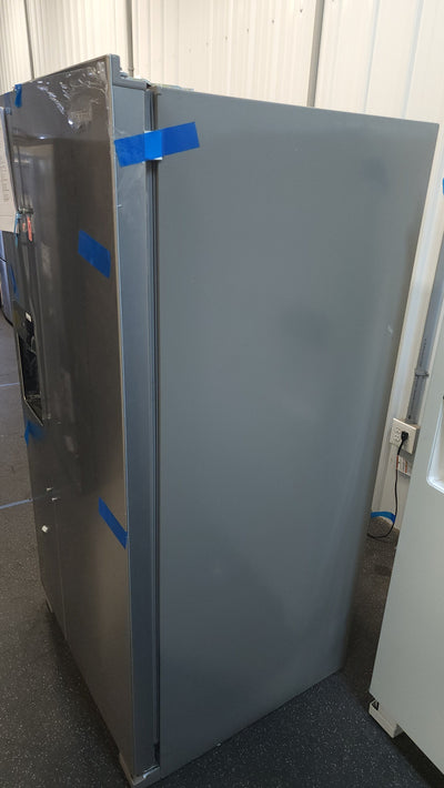 Whirlpool  21.4-cu ft Side-By-Side Refrigerator with Ice and Water Dispenser and Can Caddy - Fingerprint Resistant Stainless Steel!

-Brand new but is scratch/dented from shipping, photos shown!