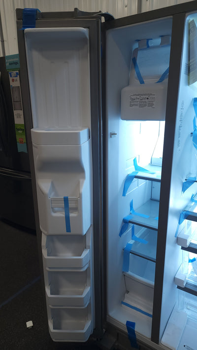 Whirlpool  21.4-cu ft Side-By-Side Refrigerator with Ice and Water Dispenser and Can Caddy - Fingerprint Resistant Stainless Steel!

-Brand new but is scratch/dented from shipping, photos shown!