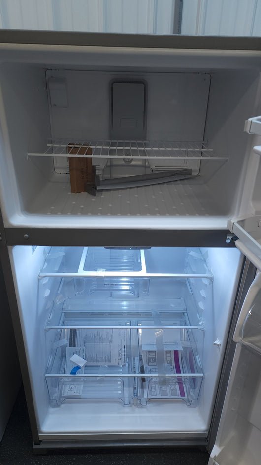 Whirlpool  20.5-cu ft Top-Freezer Refrigerator, Fingerprint Resistant Stainless Steel!

-Brand new, photos shown