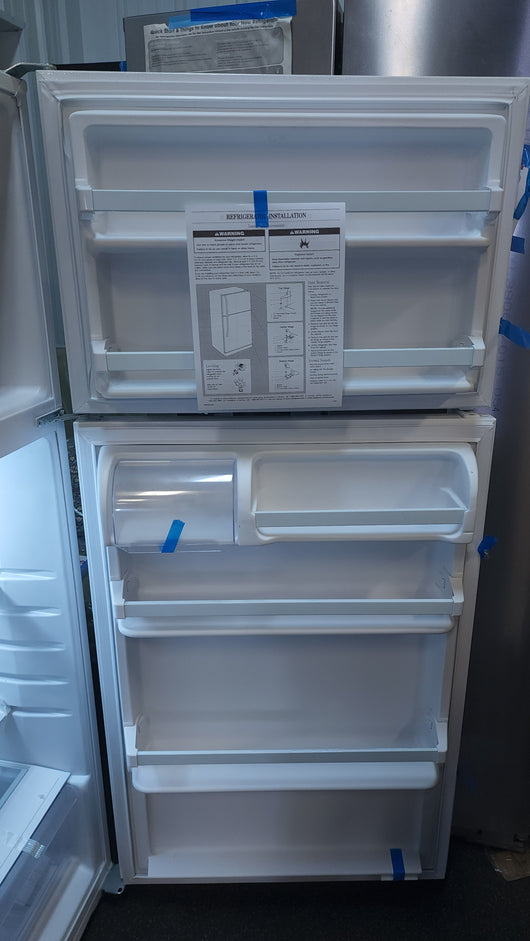 Whirlpool  14.3-cu ft Top-Freezer Refrigerator - White!

-Brand new, has minor scratchs from shipping. Photos shown (Is missing top hinge plstic cover)