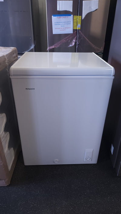 Hotpoint  4.9-cu ft Manual Defrost Chest Freezer (White)!

-Brand new out of the box 
