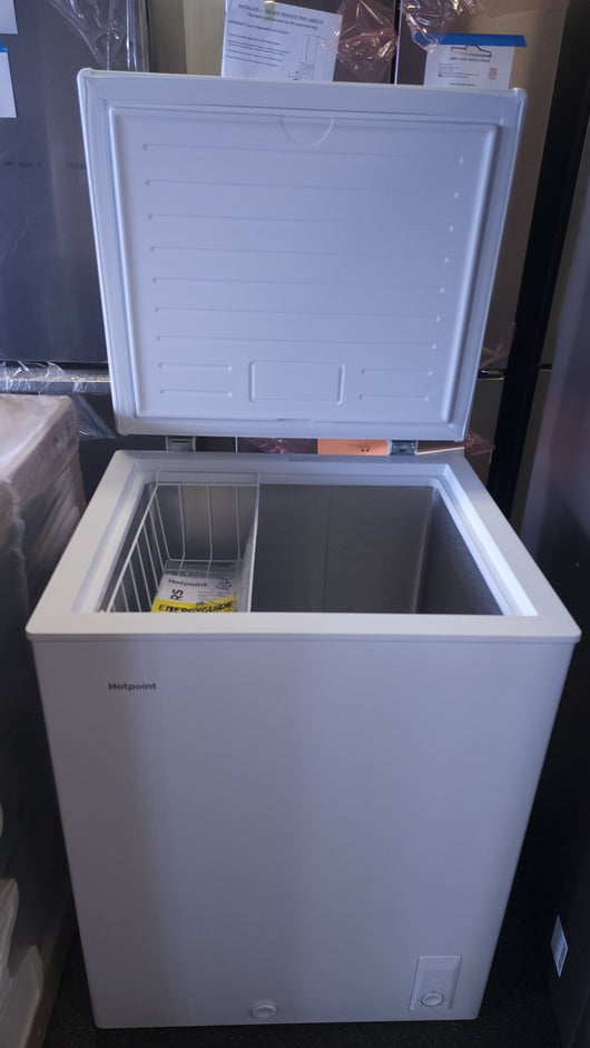 Hotpoint  4.9-cu ft Manual Defrost Chest Freezer (White)!

-Brand new out of the box 