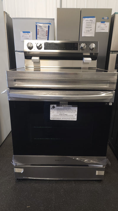 Samsung  30-in Smooth Surface 5 Elements 6.3-cu ft Self-Cleaning Air Fry Convection Oven Freestanding Electric Range (Fingerprint Resistant Stainless Steel)!

-Brand new out of the box