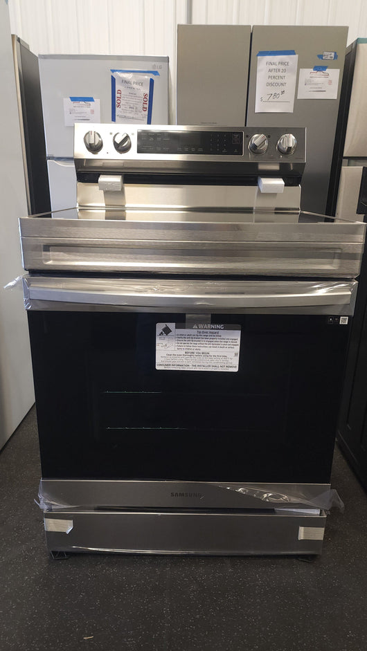 Samsung  30-in Smooth Surface 5 Elements 6.3-cu ft Self-Cleaning Air Fry Convection Oven Freestanding Electric Range (Fingerprint Resistant Stainless Steel)!

-Brand new out of the box