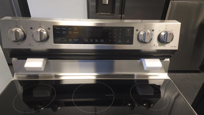 Samsung  30-in Smooth Surface 5 Elements 6.3-cu ft Self-Cleaning Air Fry Convection Oven Freestanding Electric Range (Fingerprint Resistant Stainless Steel)!

-Brand new out of the box