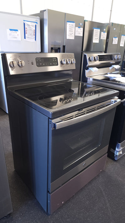 GE  30-in Smooth Surface 5 Elements 5.3-cu ft Self-Cleaning Air Fry Convection Oven Freestanding Electric Range (Fingerprint-resistant Stainless Steel)!