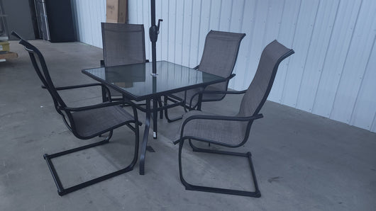 Mainstays Bristol Springs Outdoor Patio 5-Piece Dining Set W/Red 9' Market Umbrella!

-Brand new and assembled 