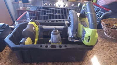RYOBI 18V COMBO TOOL KIT W/HUSKY CARRY TRAY!

-ALL TOOLS ARE USED BUT TESTED AND WORK GREAT, PHOTOS SHOWN