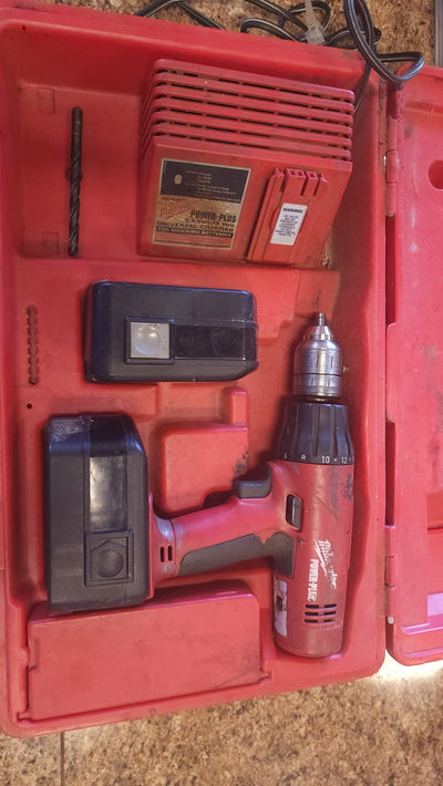 Heavy Duty Milwaukee Power us Driver Drill! (USED)

-Used but was tested and works Great, photos shown