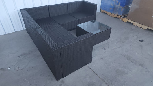 Brown Wicker Sectional Sofa W/Square Coffee Table!

-Brand new - (Missing Cushions - Sectional & Coffee Table Only)