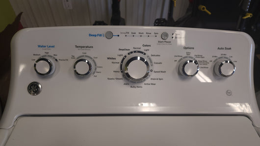 GE  4.5-cu ft High Efficiency Agitator Top-Load Washer (White)!

-USED - TESTED & WORKS GREAT!

-AUTOMATICALLY 20% OFF AT CHECKOUT!!! - (PRICE AFTER 20% = $439)