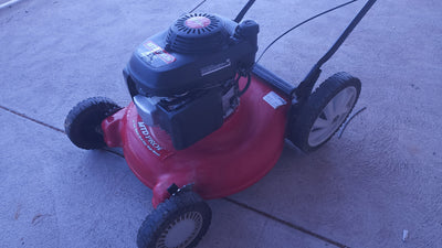 MTD Pro 21" Honda Engine Push Lawn Mower! (USED)

-Used but works great, starts on first pull
