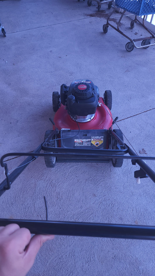 MTD Pro 21" Honda Engine Push Lawn Mower! (USED)

-Used but works great, starts on first pull