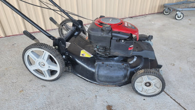 Craftsman 22" Self Propelled Gas Lawn Mower! (USED)

-Used, was tested and works great 