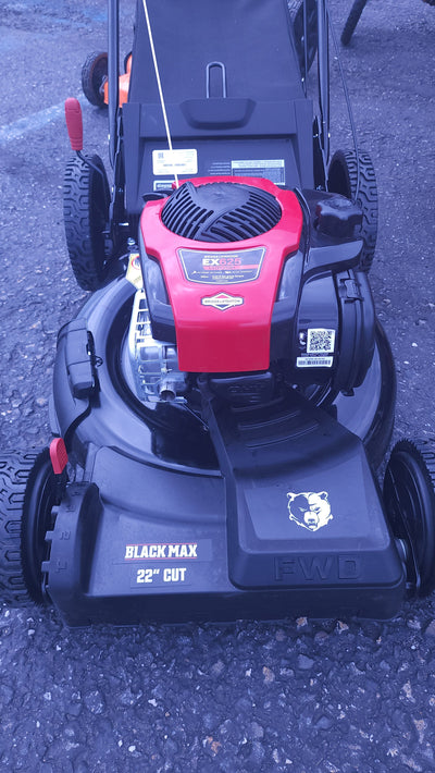 Black Max 21-inch 3-in-1 Self-Propelled Gas Mower with Perfect Pace Technology! (NEW & ASSEMBLED)