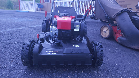 Black Max 21-inch 3-in-1 Self-Propelled Gas Mower with Perfect Pace Technology! (NEW & ASSEMBLED)