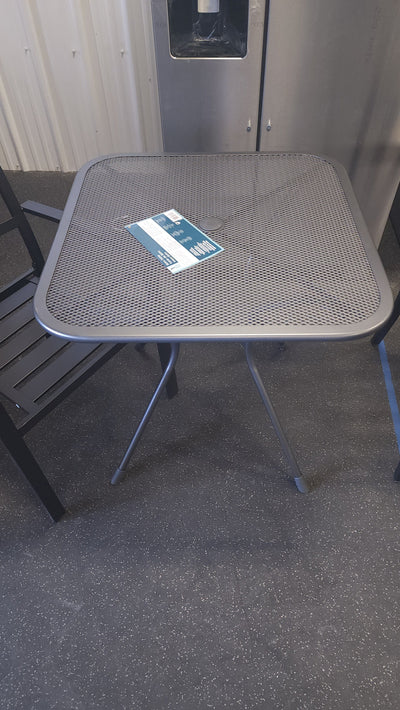 Metal Framed Outdoor Bistro Set! 

-Brand new and assembled 