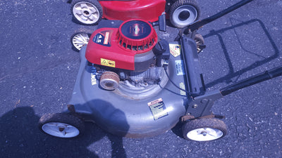 Craftsman 21" Lawn Mower! (USED)

-Used but works great - Has a shorter pull cord