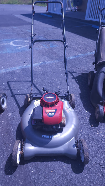 Craftsman 21" Lawn Mower! (USED)

-Used but works great - Has a shorter pull cord
