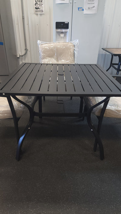 Black Metal Framed 5Pc Outdoor Dining Set W/Cushions! (NEW)

-Brand new and assembled

-PERFECT OUTDOOR DINING SET FOR THE REST OF THE SUMMER SEASON!