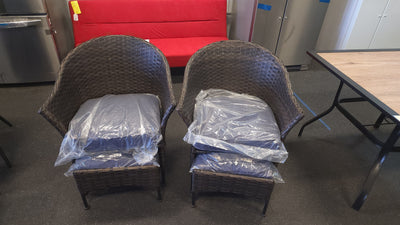 Mainstays Arlington Glen 4 Piece Wicker Leisure Set, Blue!

-Brand new and assembled 