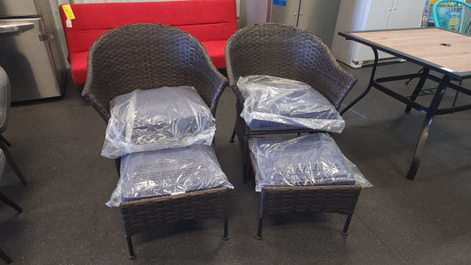 Mainstays Arlington Glen 4 Piece Wicker Leisure Set, Blue!

-Brand new and assembled 