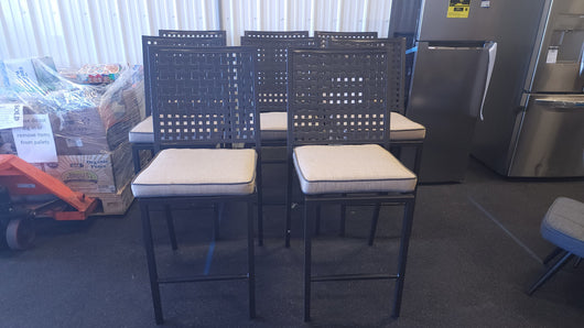SET OF 8 METAL FRAMED COUNTER HEIGHT OUTDOOR DINING CHAIRS W/CUSHIONS!

-Chairs & Cushions are new never used but were open when shipped, so some have light scratchs, photos shown