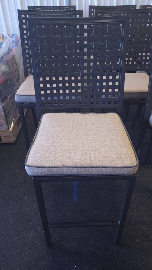 SET OF 8 METAL FRAMED COUNTER HEIGHT OUTDOOR DINING CHAIRS W/CUSHIONS!

-Chairs & Cushions are new never used but were open when shipped, so some have light scratchs, photos shown