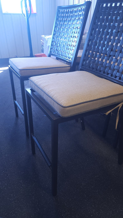 SET OF 8 METAL FRAMED COUNTER HEIGHT OUTDOOR DINING CHAIRS W/CUSHIONS!

-Chairs & Cushions are new never used but were open when shipped, so some have light scratchs, photos shown