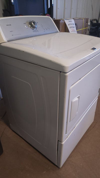 Maytag Bravos Intellidry Electric Dryer! (USED)

-Used & is scratched up a bit but was tested and works great