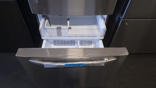 LG 26 cu. ft. Bottom Mount Freezer Refrigerator!

-Brand new, still has original factory plastics