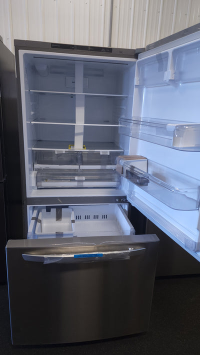 LG 26 cu. ft. Bottom Mount Freezer Refrigerator!

-Brand new, still has original factory plastics