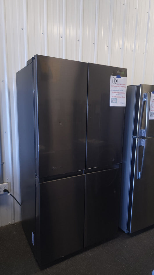 Samsung 23 cu. ft. Smart Counter Depth 4-Door Flex Refrigerator with AutoFill Water Pitcher and Dual Ice Maker, Black Stainless! (SEE DESCRIPTION & PHOTOS)

-Brand new, still have factory plastics