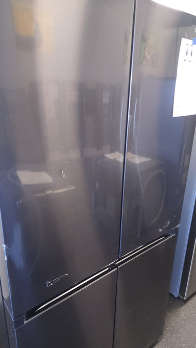 Samsung 23 cu. ft. Smart Counter Depth 4-Door Flex Refrigerator with AutoFill Water Pitcher and Dual Ice Maker, Black Stainless! (SEE DESCRIPTION & PHOTOS)

-Brand new, still have factory plastics
