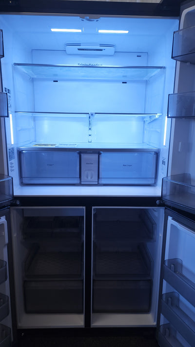 Samsung 23 cu. ft. Smart Counter Depth 4-Door Flex Refrigerator with AutoFill Water Pitcher and Dual Ice Maker, Black Stainless! (SEE DESCRIPTION & PHOTOS)

-Brand new, still have factory plastics