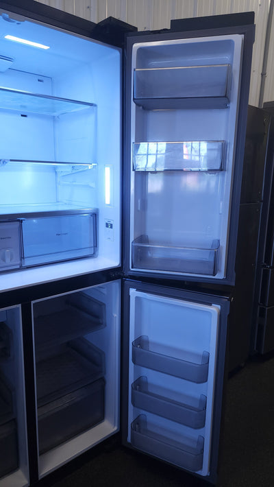 Samsung 23 cu. ft. Smart Counter Depth 4-Door Flex Refrigerator with AutoFill Water Pitcher and Dual Ice Maker, Black Stainless! (SEE DESCRIPTION & PHOTOS)

-Brand new, still have factory plastics