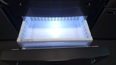 Samsung 28 cu. ft. 4-Door French Door Refrigerator with Food Showcase and External Water and Ice Dispenser!

-Brand new out of the box - Still covered in factory plastic for easy transport