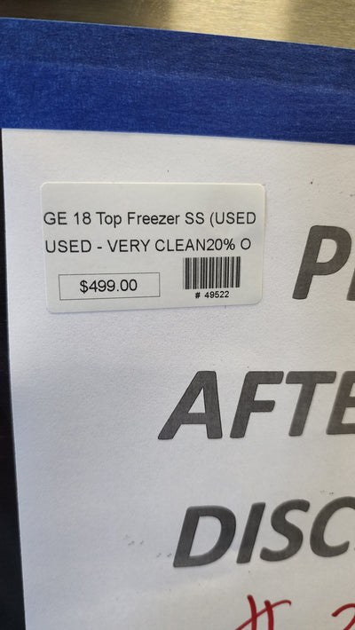 GE 18.3 cu. ft. Top-Freezer Refrigerator! (LIGHTLY USED)

-Lightly Used, very clean and works great (Does also gave a dent on the front face Door, photos shown)