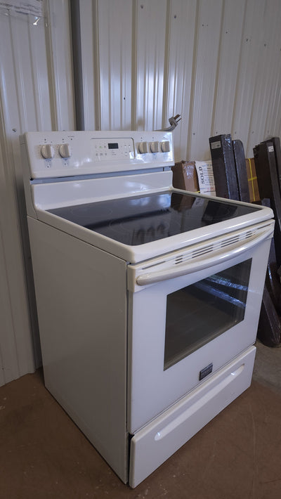 Frigidaire Smooth Top Digital 5 Burner Stove! (USED)

 -$199 after 20 percent discount at checkout 