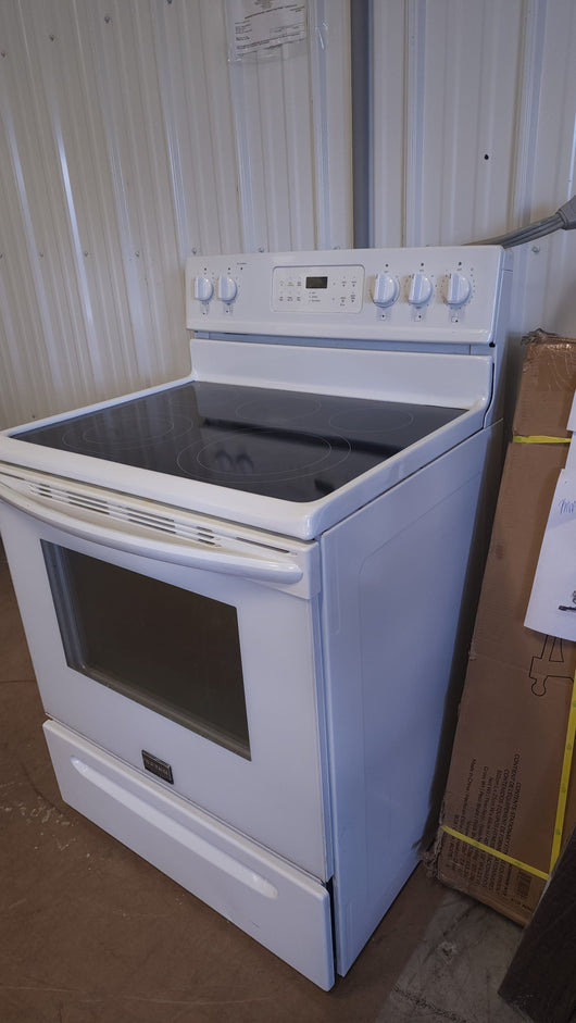 Frigidaire Smooth Top Digital 5 Burner Stove! (USED)

 -$199 after 20 percent discount at checkout 