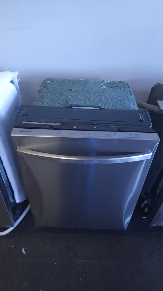 Samsung Top Control 48dBA Dishwasher with StormWash Cleaning and AutoRelease Door! (USED - VERY CLEAN)

-CLEARANCE ITEM!!!   -   AUTOMATICALLY 20% OFF AT CHECKOUT!!  -  (PRICE AFTER 20% = $199.00)