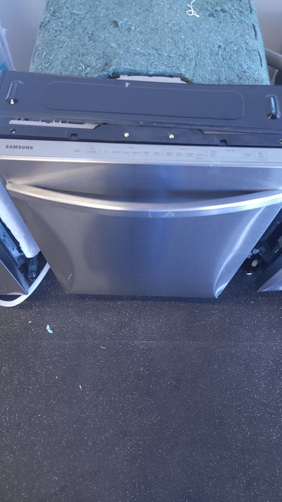 Samsung Top Control 48dBA Dishwasher with StormWash Cleaning and AutoRelease Door! (USED - VERY CLEAN)

-CLEARANCE ITEM!!!   -   AUTOMATICALLY 20% OFF AT CHECKOUT!!  -  (PRICE AFTER 20% = $199.00)